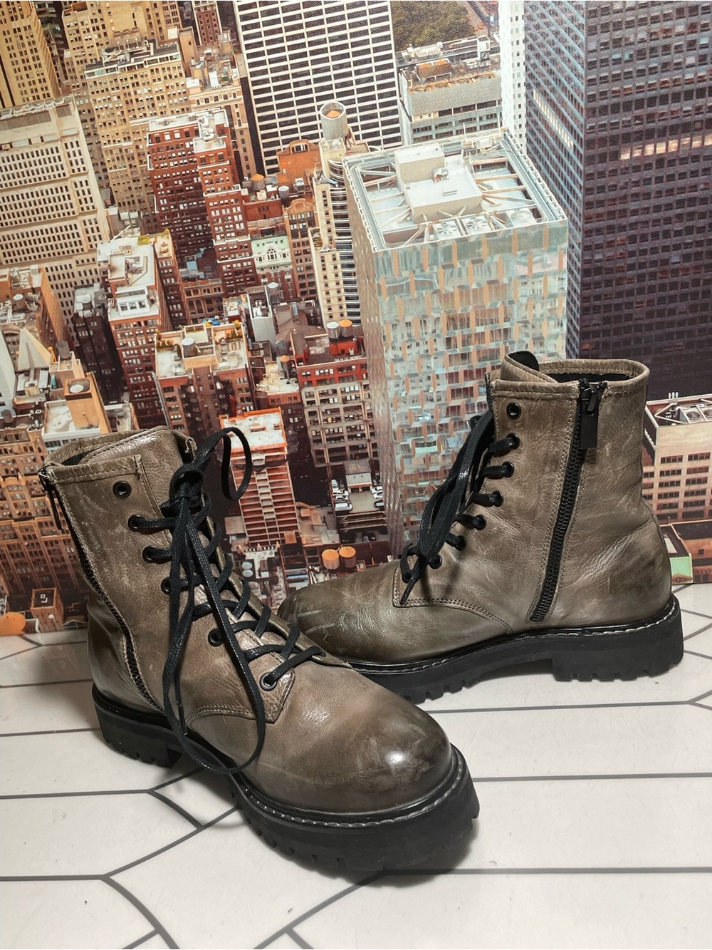 Thursday Boots Company | The Combat Boot Brown Zip Side 22401 Size 7.5